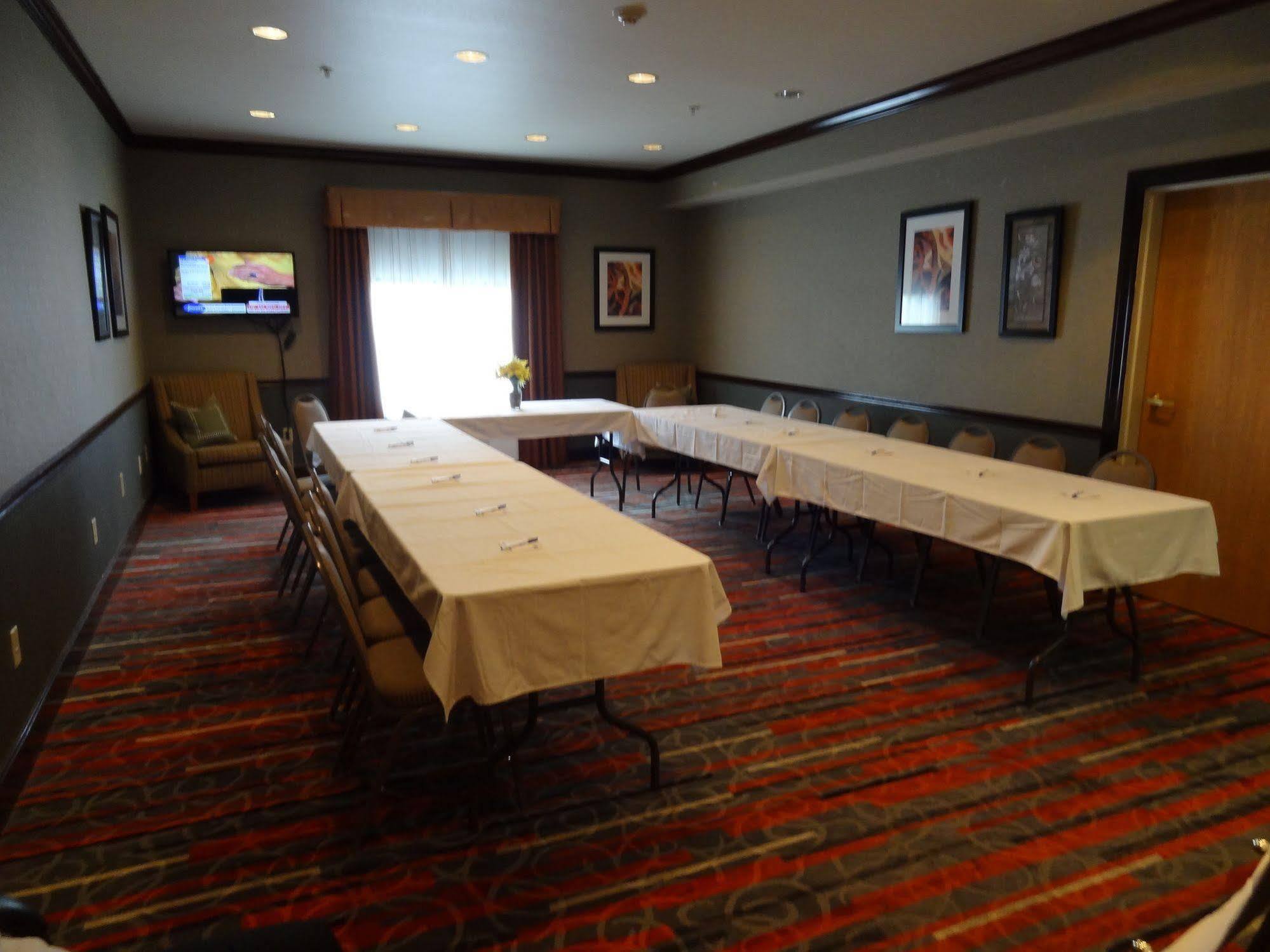 Holiday Inn Express Hotel & Suites Columbus Southeast Groveport By Ihg Buitenkant foto